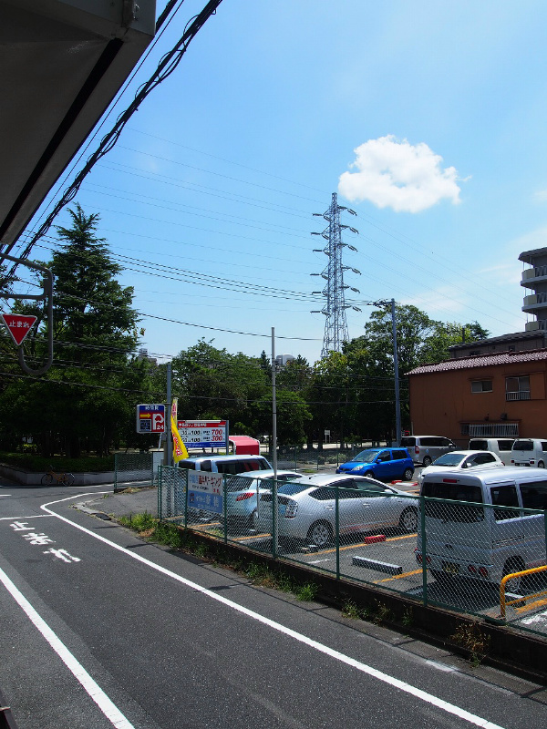 ワタナベハウスＢ棟 これは1階からの眺めになりますが、南向きで明るい室内です。