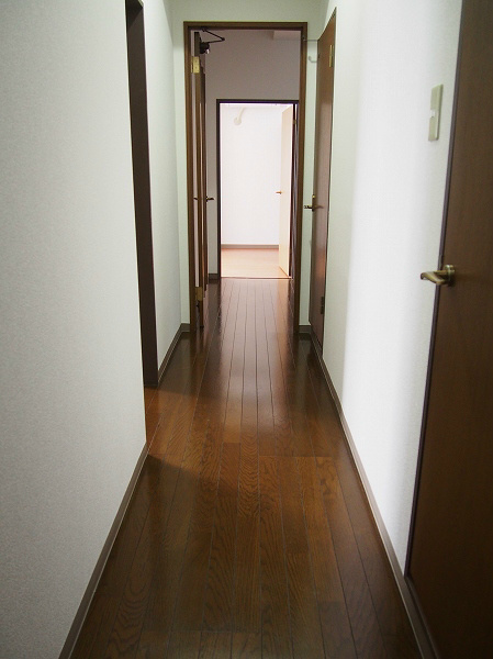 エバーグリーンサトモ 室内は高級感があります