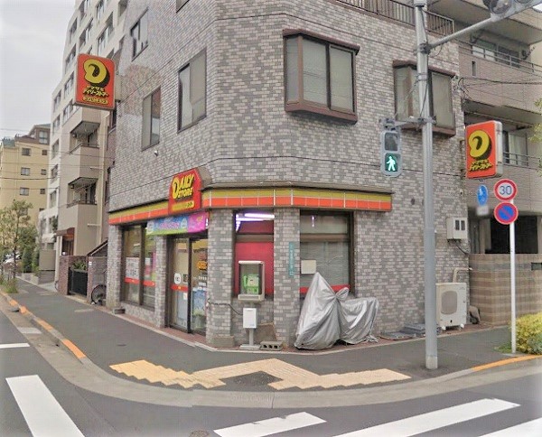 第六ハイツヤマヤ コンビ二：ﾔﾏｻﾞｷﾃﾞｲﾘｰｽﾄｱｰ 長谷川店　206m