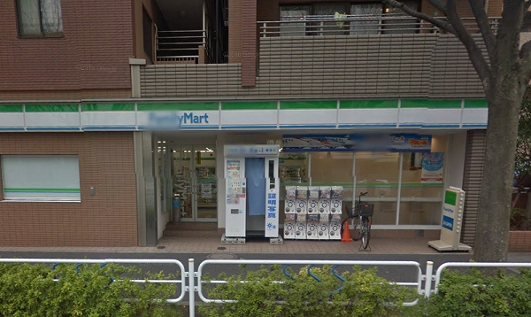 ライオンズマンション南葛西パークサイド コンビ二：ﾌｧﾐﾘｰﾏｰﾄ 南葛西なぎさ店　371m