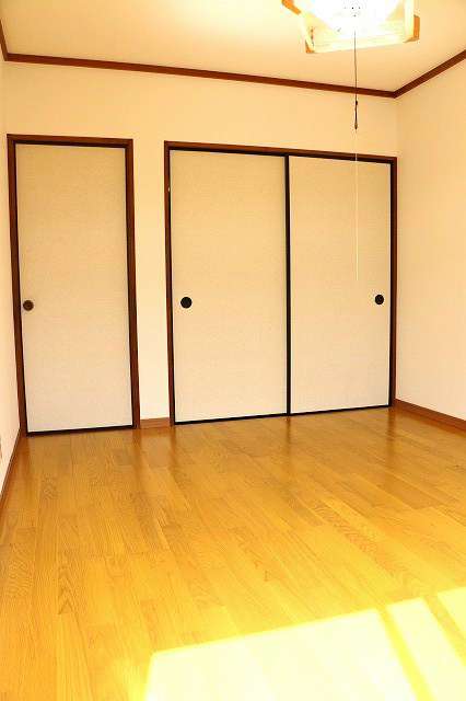 ワタナベハウスＡ棟 フルリノベーションしているのでとてもきれいですね。