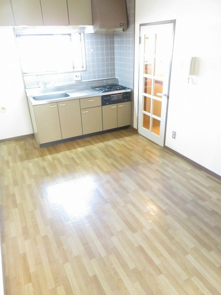 マンションルピナス ダイニングだけでも広々しています。