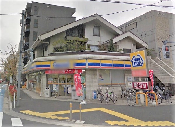 第一コーポ清水 コンビ二：ﾐﾆｽﾄｯﾌﾟ 中葛西7丁目店　202m