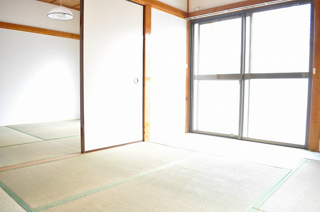 第一ハイツヤマヤ 和室