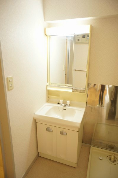 アーバンフラッツ 洗面化粧台は便利です