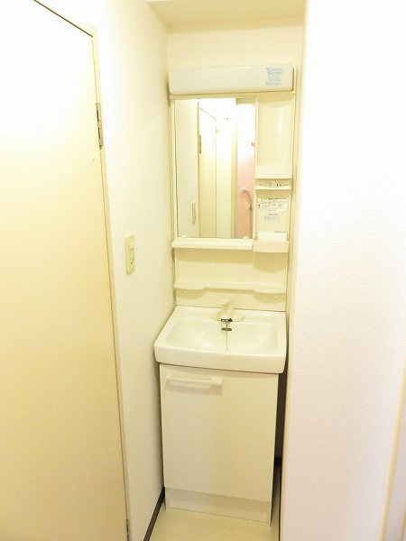 コーポプラスパーⅡ 洗面台はあると便利
