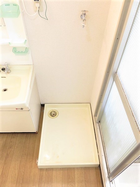 コーポ近江屋５ 洗濯機置場は室内に。
