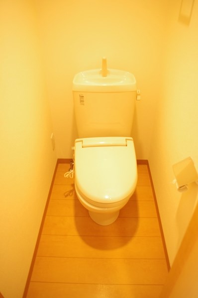 シャルマン新清 きれいなトイレです。