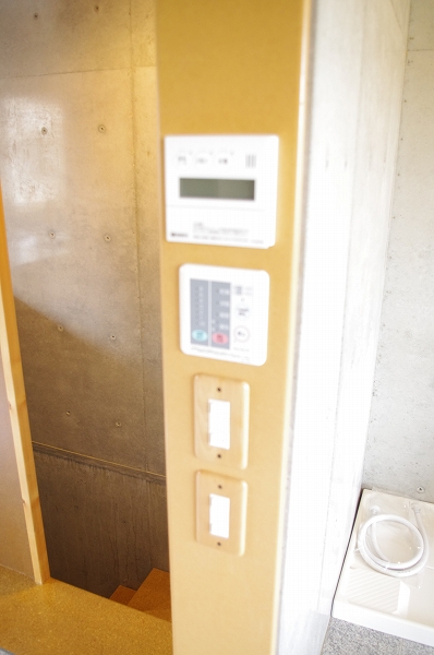 ストーンルネッサンス 浴室乾燥機も有ります