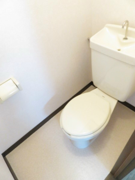 中澤ビル 綺麗なトイレです