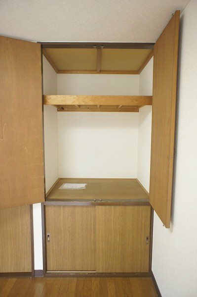 清水マンション 開けるとこういう感じでしっかり収納できます。