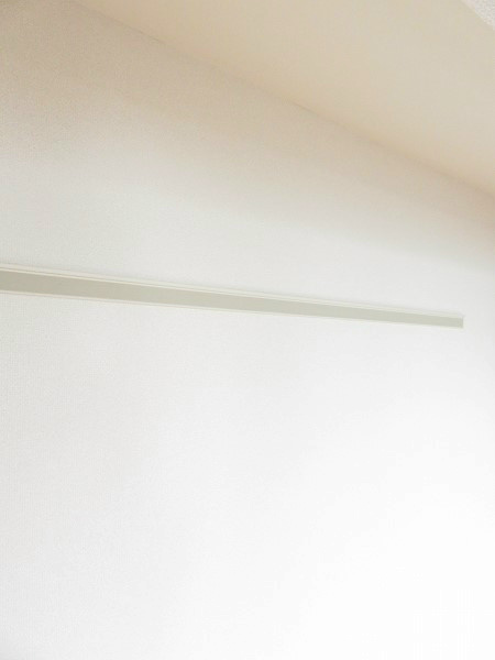 第8コーポマキ 長押があると便利です