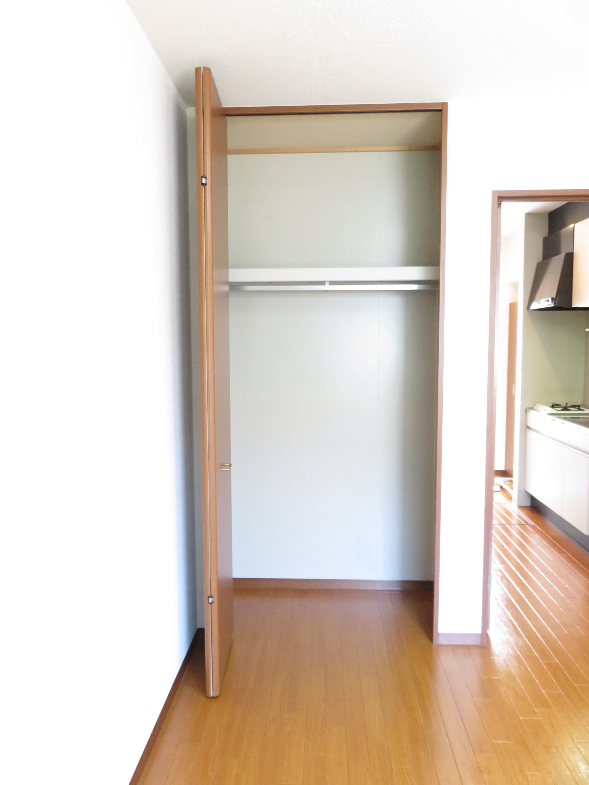 エストリヴィエール クローゼットに収納できますよ！