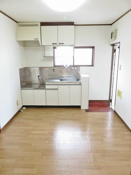 フォレストハイムＡ ダイニングはゆったりしています。