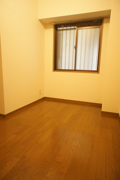 グロリア壱番館 洋室5.2帖です！綺麗なお部屋ですね！