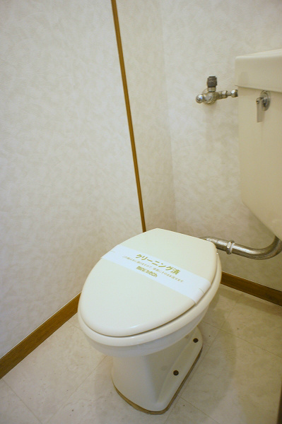 小倉ファミリーマンション トイレもきれいになっております。