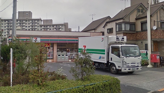 ビビットハイツ コンビ二：ｾﾌﾞﾝｲﾚﾌﾞﾝ 江戸川北葛西2丁目店　133m