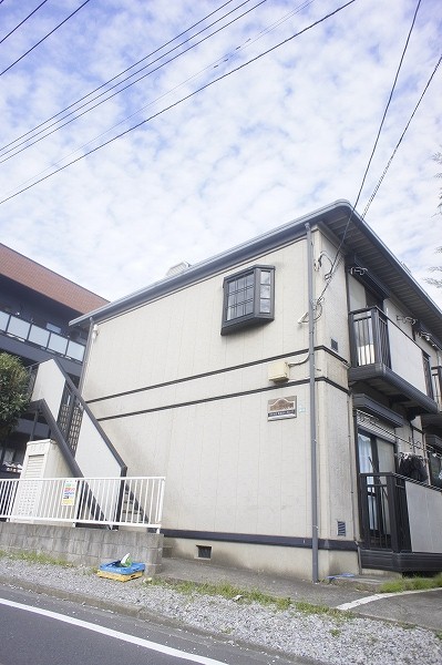 駐車場　安い　静か　アパート